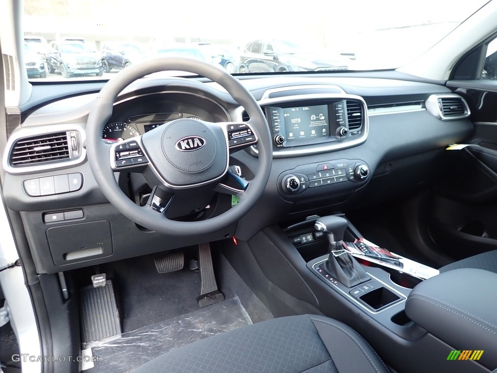 Black Interior 2020 Kia Sorento LX AWD Photo #137525121