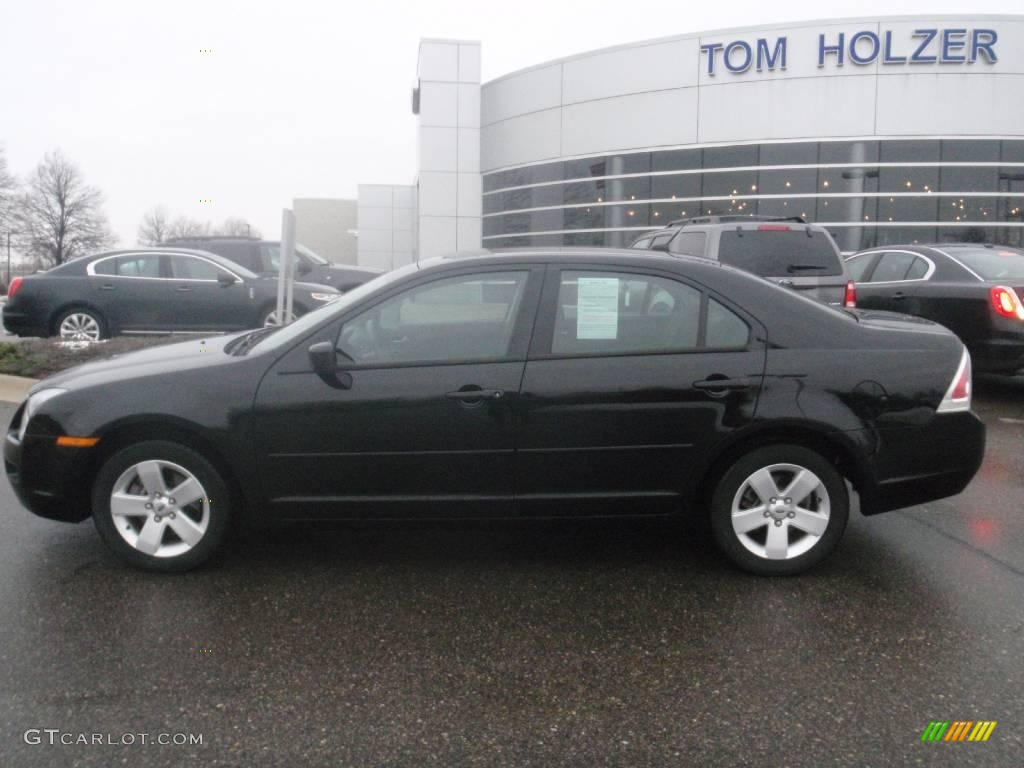 2007 Fusion SE - Black / Light Stone photo #2