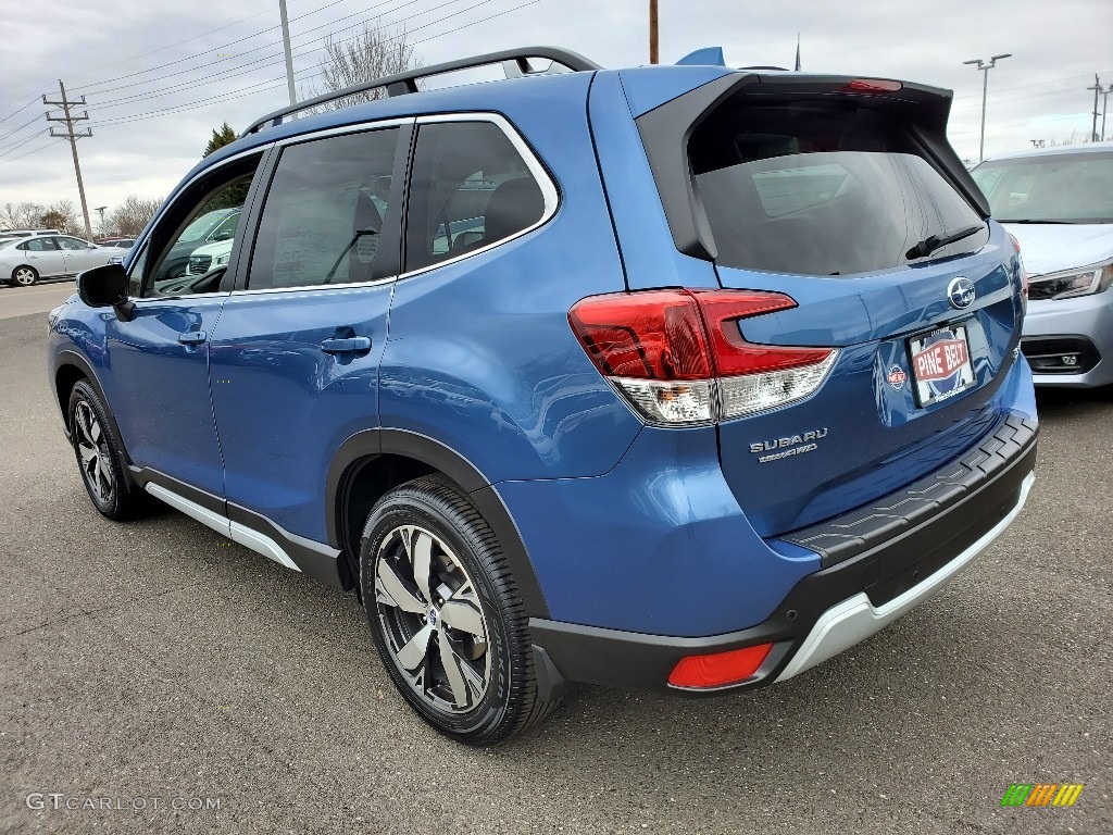 2020 Forester 2.5i Touring - Horizon Blue Pearl / Saddle Brown photo #4