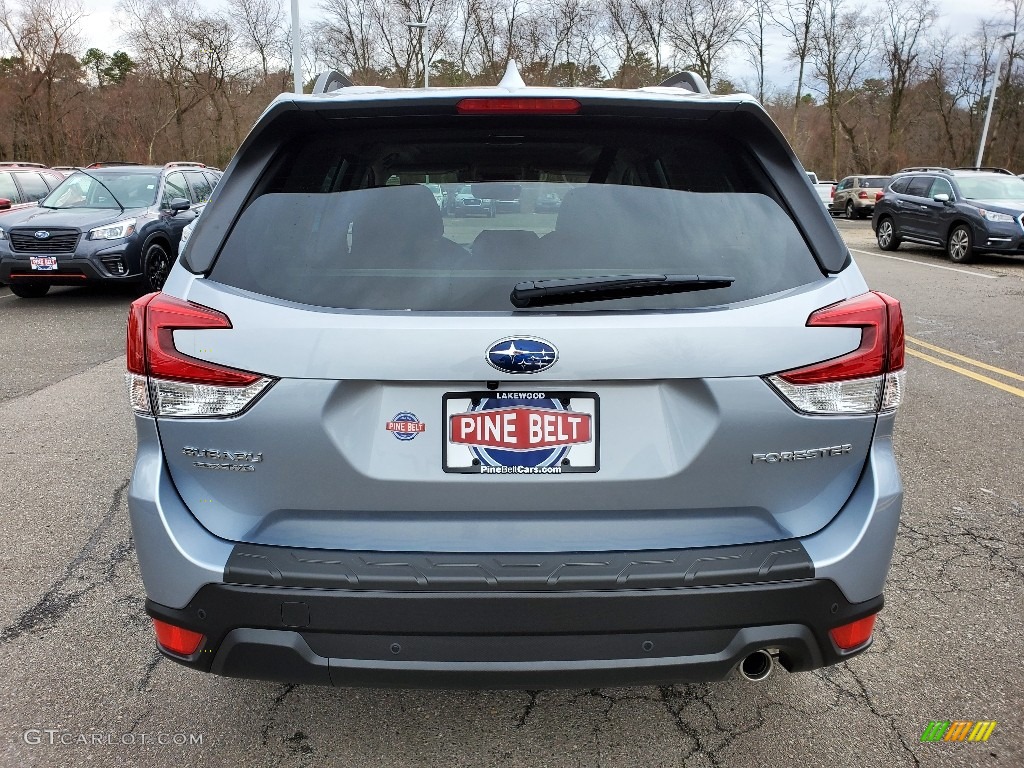 2020 Forester 2.5i Limited - Ice Silver Metallic / Black photo #5