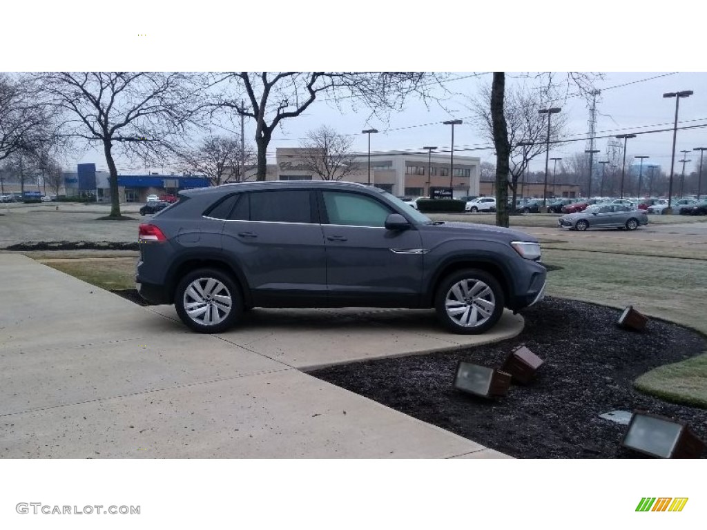 Pure Gray 2020 Volkswagen Atlas Cross Sport SE Technology 4Motion Exterior Photo #137543820