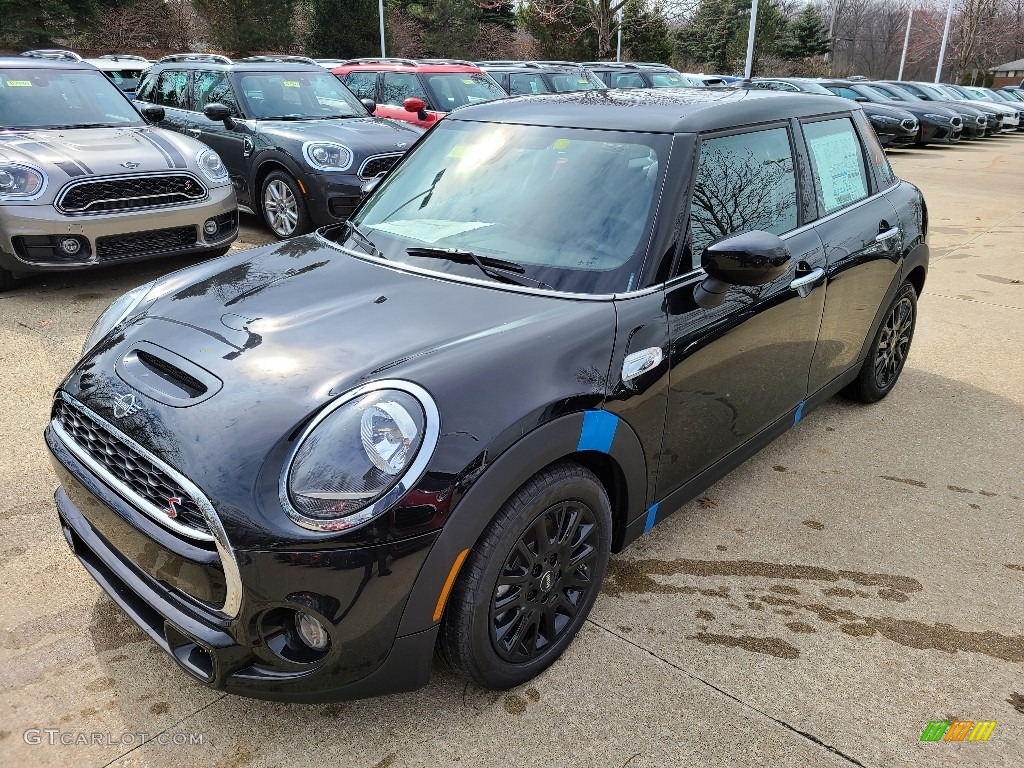 Midnight Black Metallic 2020 Mini Hardtop Cooper S 4 Door Exterior Photo #137547036