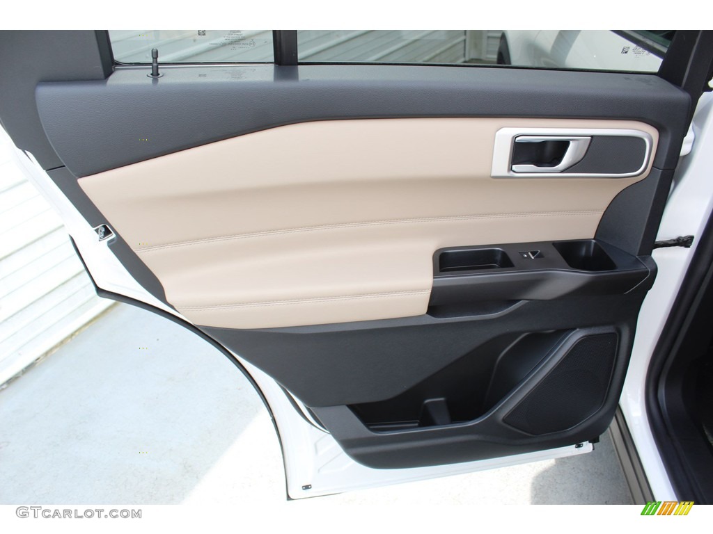 2020 Explorer XLT - Star White Metallic Tri-Coat / Sandstone photo #19