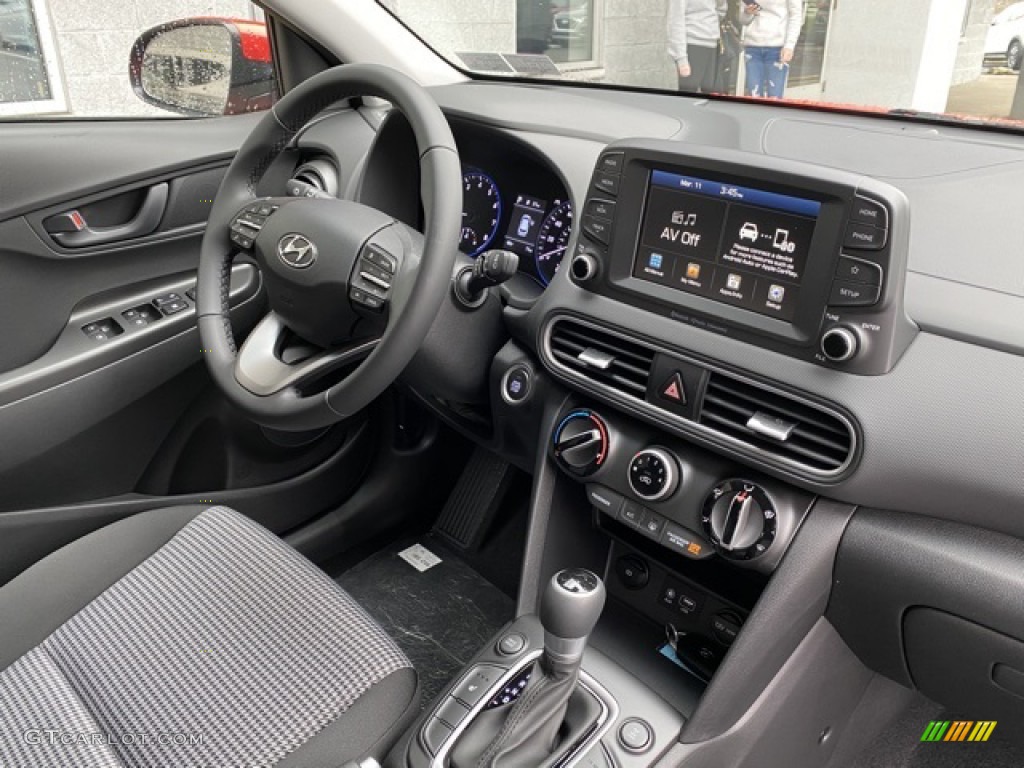 2020 Kona SEL AWD - Sunset Orange / Black photo #19