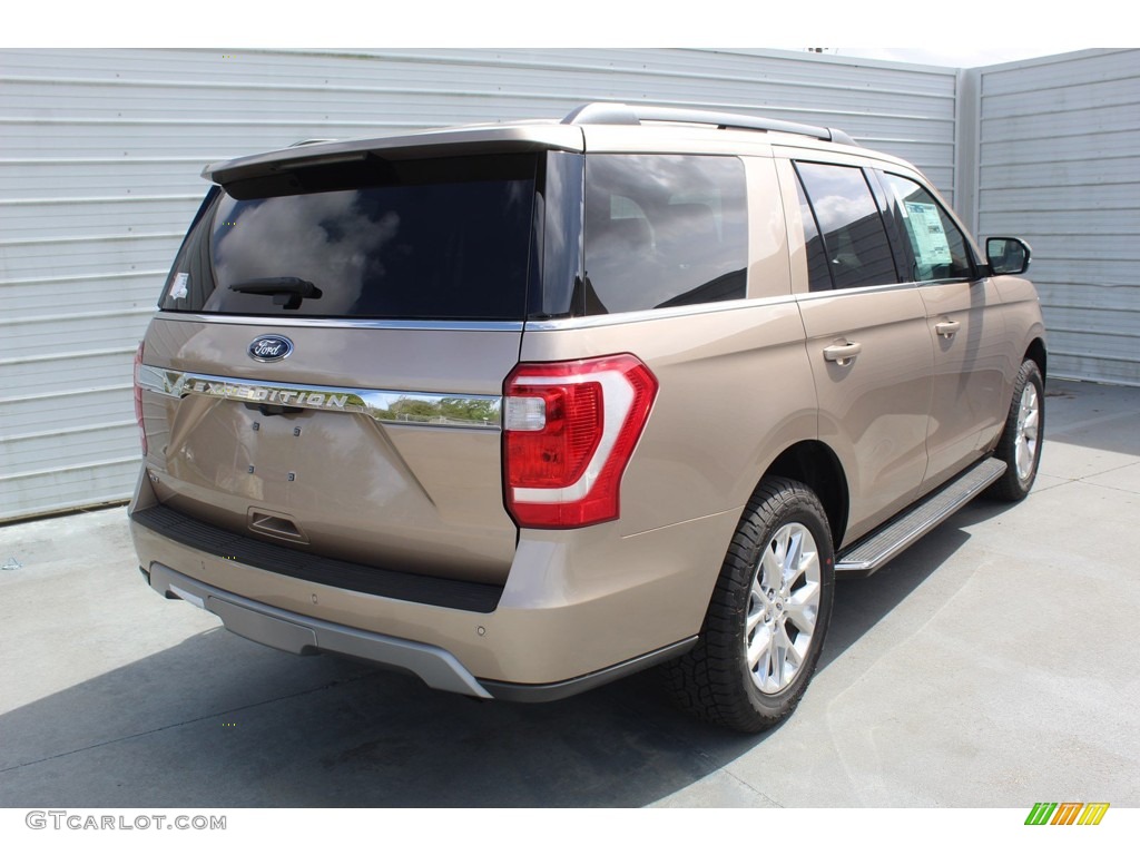 2020 Expedition XLT - Desert Gold / Medium Stone photo #8