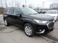 2020 Mosaic Black Metallic Chevrolet Traverse LT AWD  photo #3