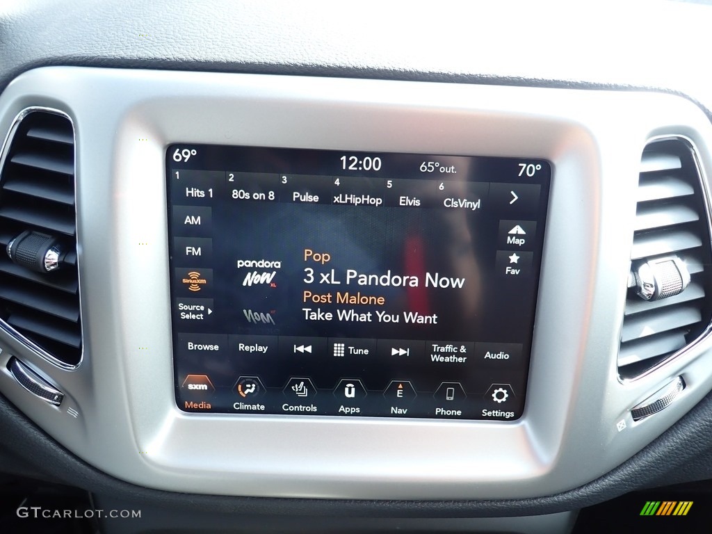 2020 Compass Limted 4x4 - Jazz Blue Pearl / Black photo #16