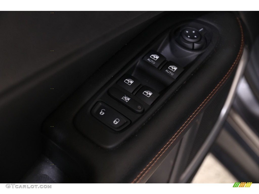 2020 Compass Limted 4x4 - Granite Crystal Metallic / Black photo #5