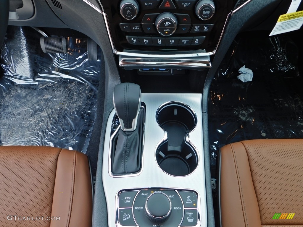 2020 Jeep Grand Cherokee Summit 4x4 Controls Photo #137569744