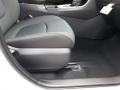 Super White - RAV4 LE AWD Photo No. 40