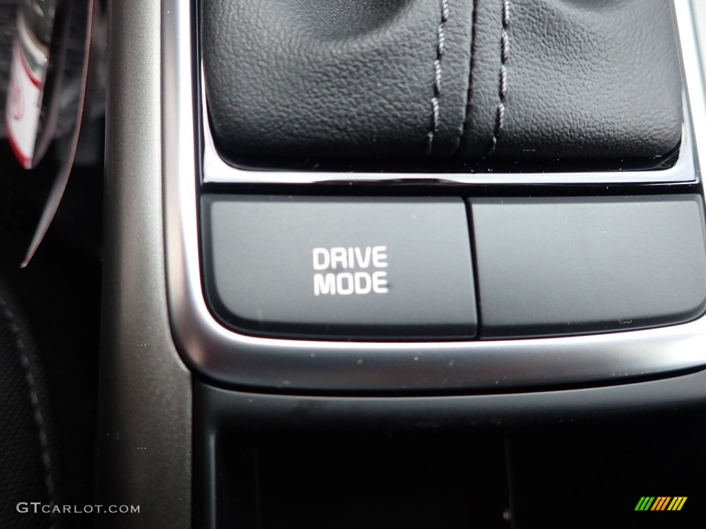 2020 Optima LX - Black / Black photo #18