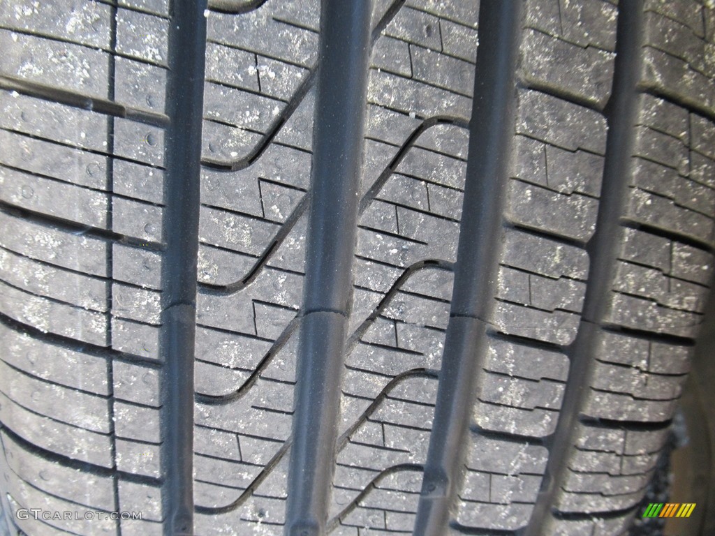 2019 X2 sDrive28i - Glacier Silver Metallic / Black photo #9