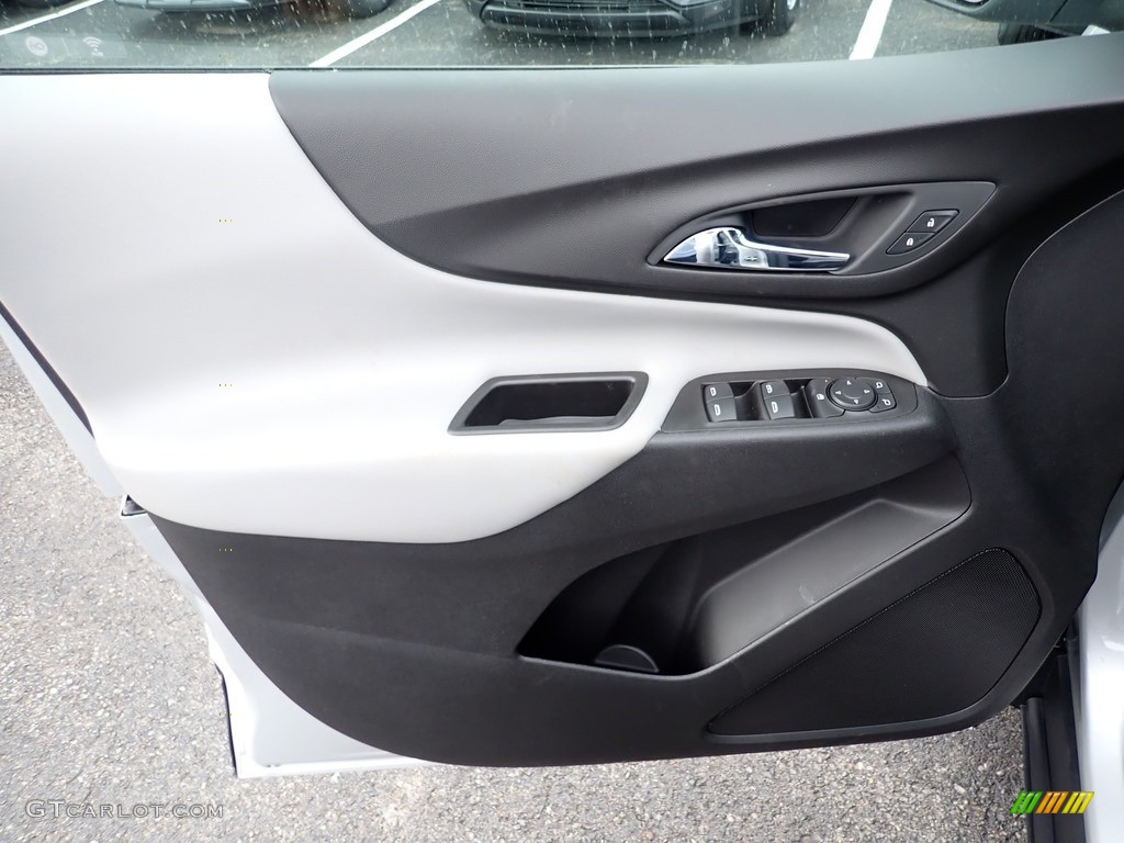 2020 Chevrolet Equinox LS AWD Ash Gray Door Panel Photo #137574268