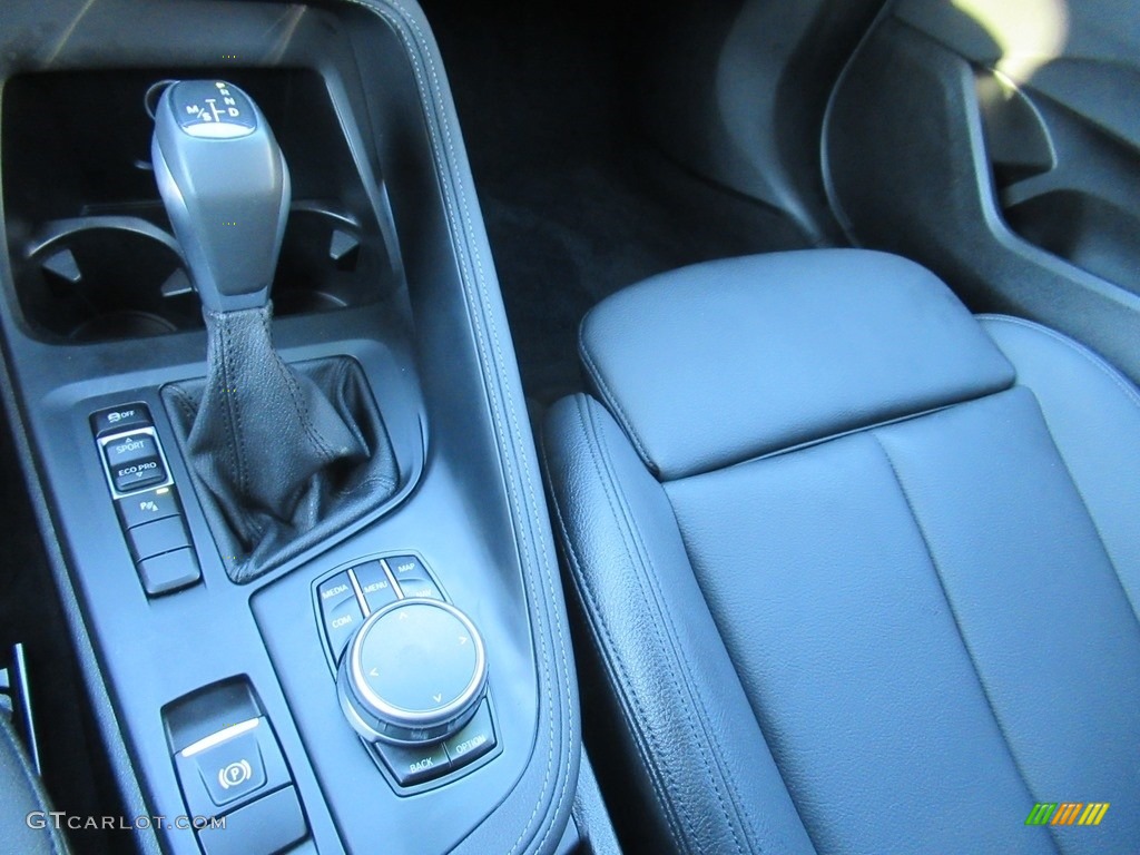 2019 X2 sDrive28i - Glacier Silver Metallic / Black photo #19