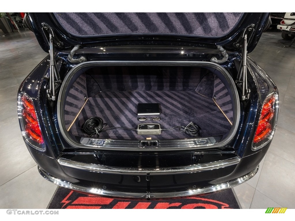 2016 Bentley Mulsanne Speed Trunk Photo #137583505