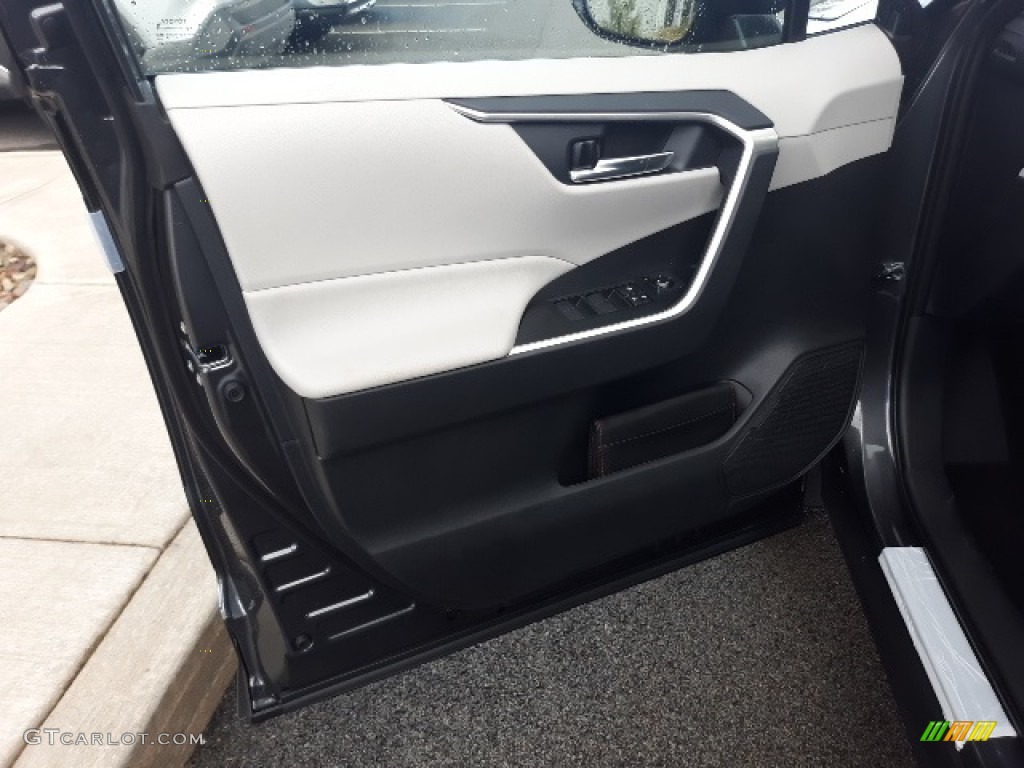 2020 RAV4 XLE AWD - Magnetic Gray Metallic / Light Gray photo #23
