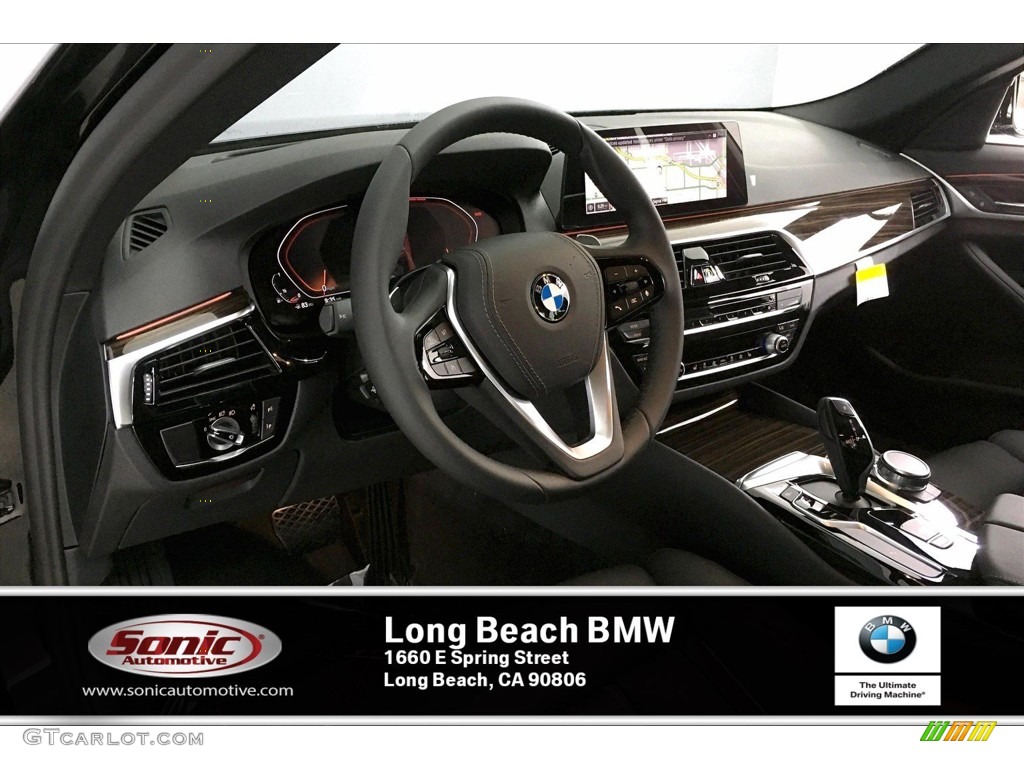 2020 5 Series 530i Sedan - Jet Black / Black photo #4