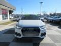 Carrara White - Q7 55 Prestige quattro Photo No. 2