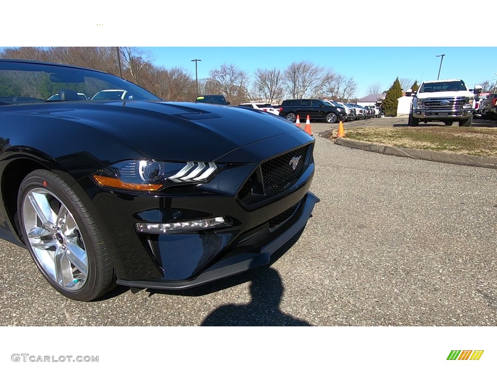 2020 Mustang GT Premium Convertible - Shadow Black / Ebony photo #27