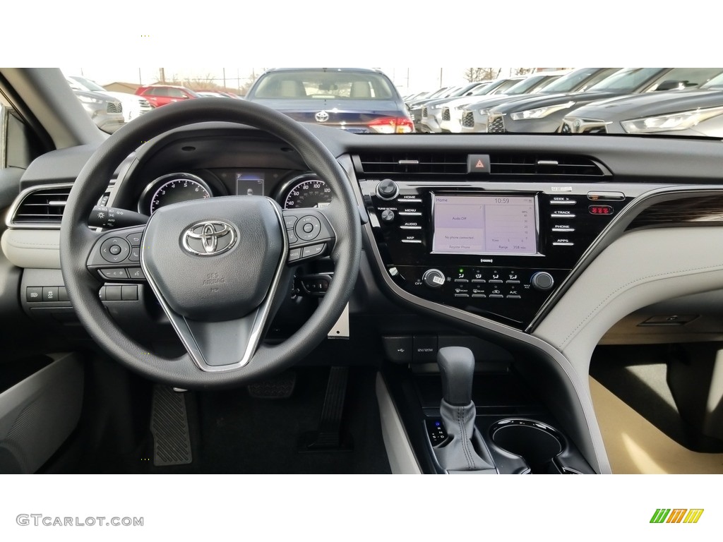 2020 Camry LE - Predawn Gray Mica / Ash photo #4