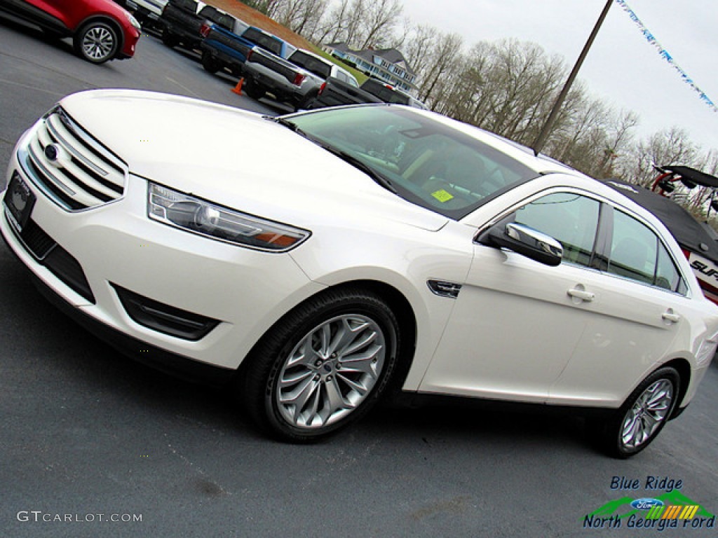 2019 Taurus Limited - White Platinum / Dune photo #31