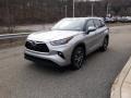 2020 Celestial Silver Metallic Toyota Highlander XLE AWD  photo #42