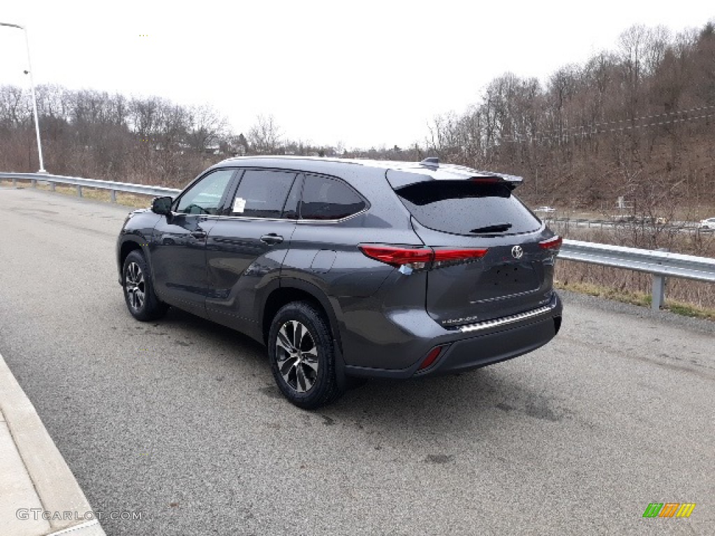 2020 Highlander XLE AWD - Magnetic Gray Metallic / Graphite photo #2