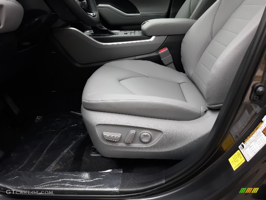 2020 Highlander XLE AWD - Magnetic Gray Metallic / Graphite photo #25