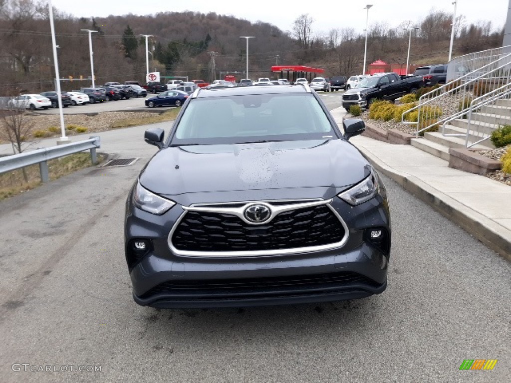 2020 Highlander XLE AWD - Magnetic Gray Metallic / Graphite photo #32