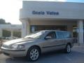 Ash Gold Metallic - V70 2.4 Photo No. 1
