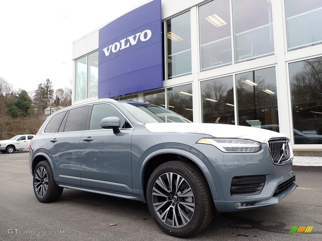 Thunder Gray Metallic 2020 Volvo XC90 T6 AWD Momentum Exterior Photo