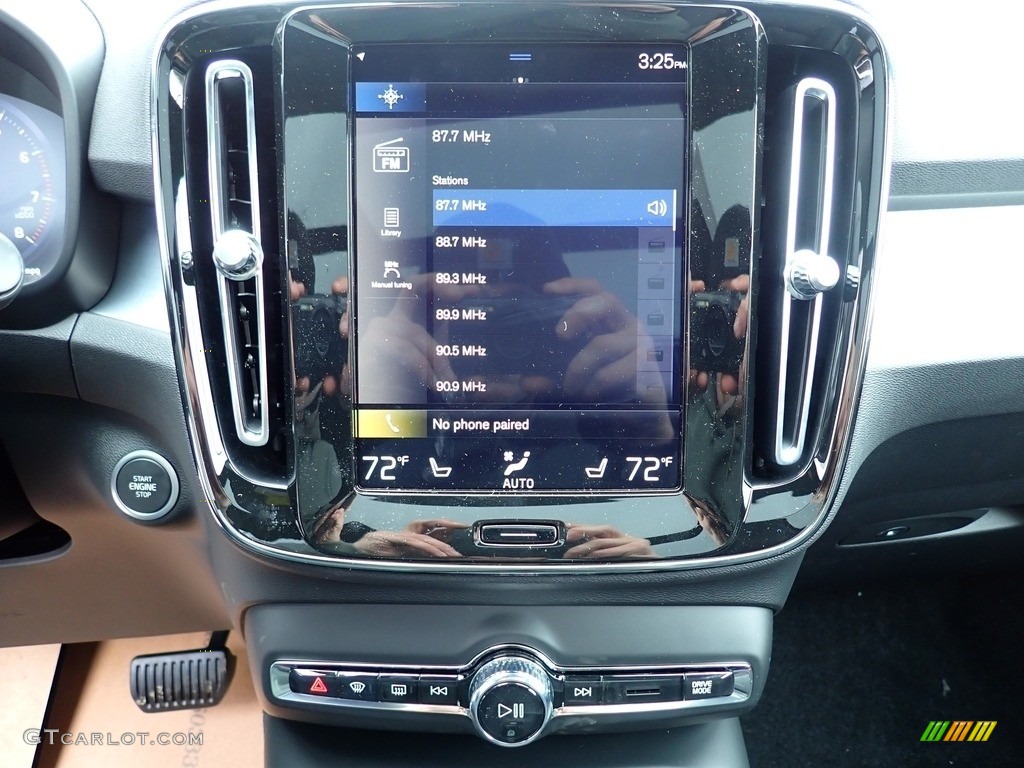 2020 XC40 T5 Momentum AWD - Glacier Silver Metallic / Charcoal photo #15