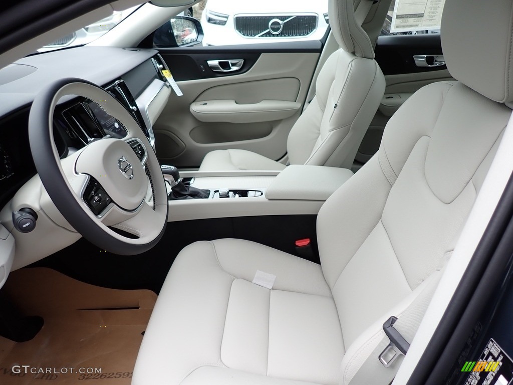 2020 Volvo S60 T6 AWD Momentum Front Seat Photo #137634731