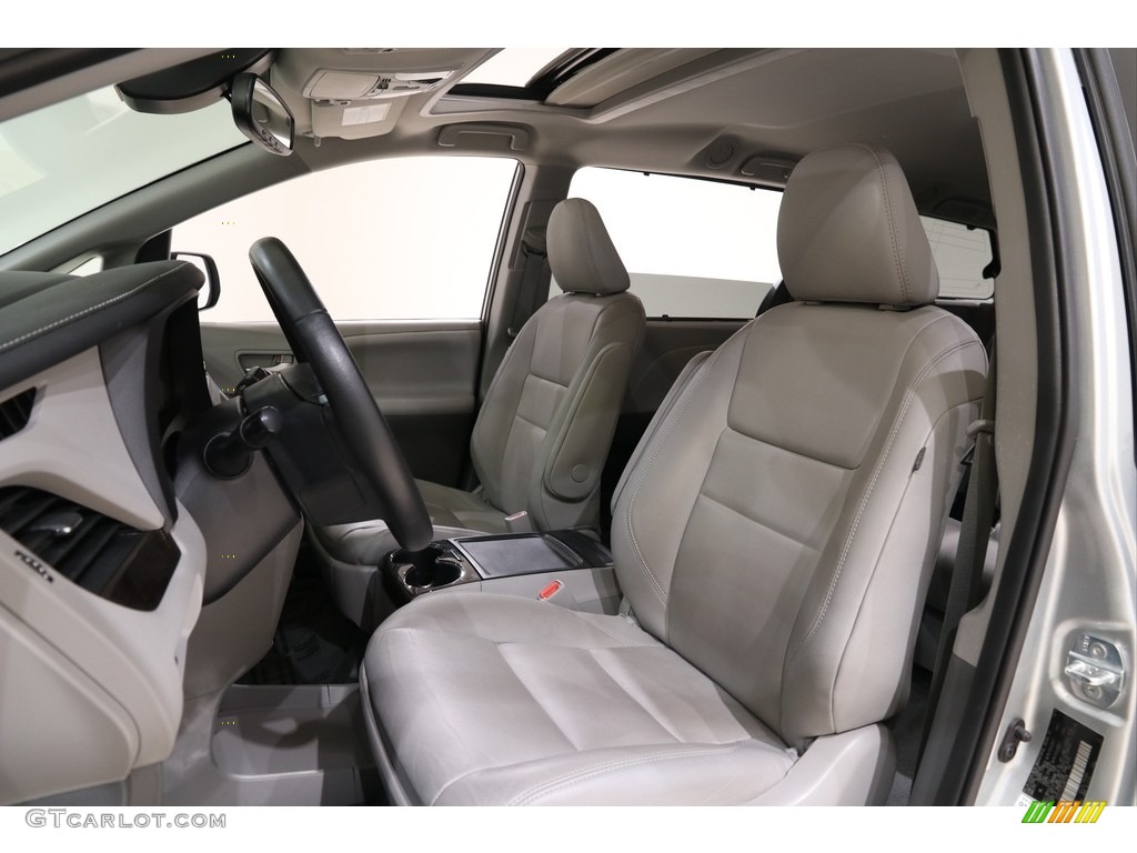 2020 Sienna XLE - Celestial Silver Metallic / Ash photo #5