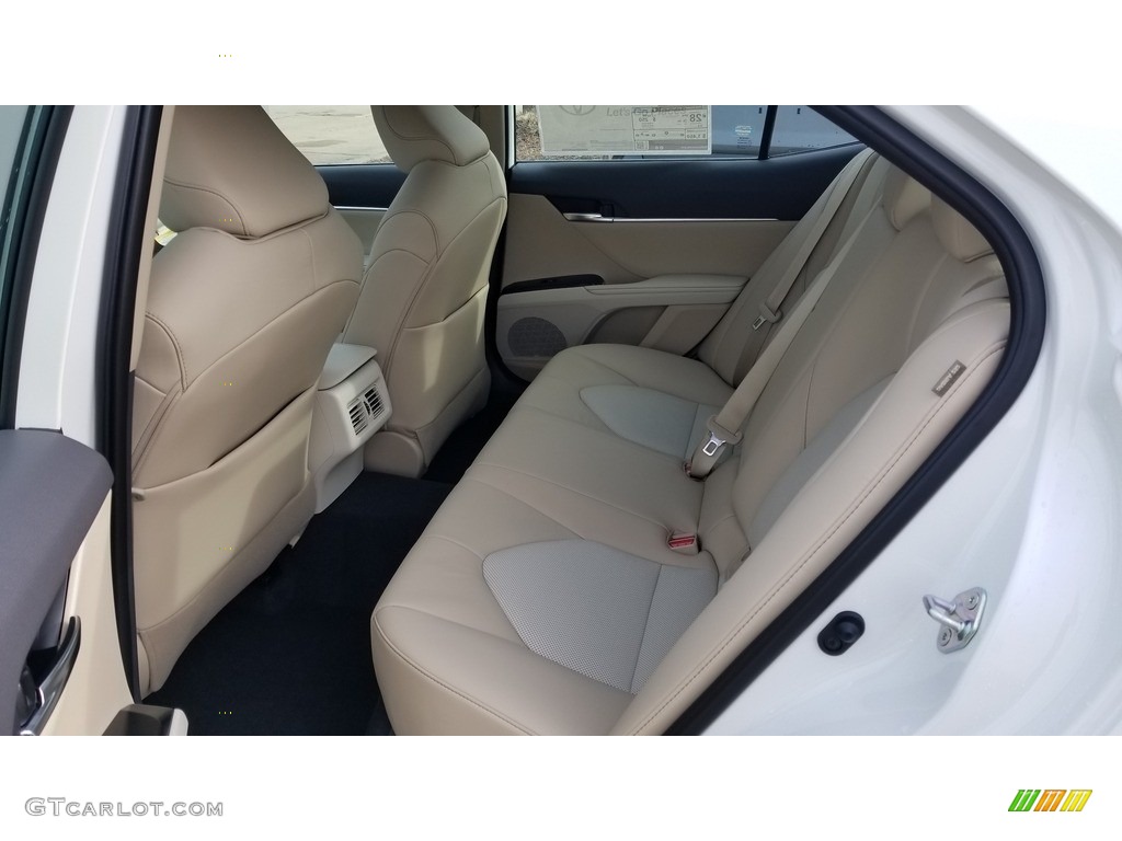 2020 Toyota Camry XLE Rear Seat Photos