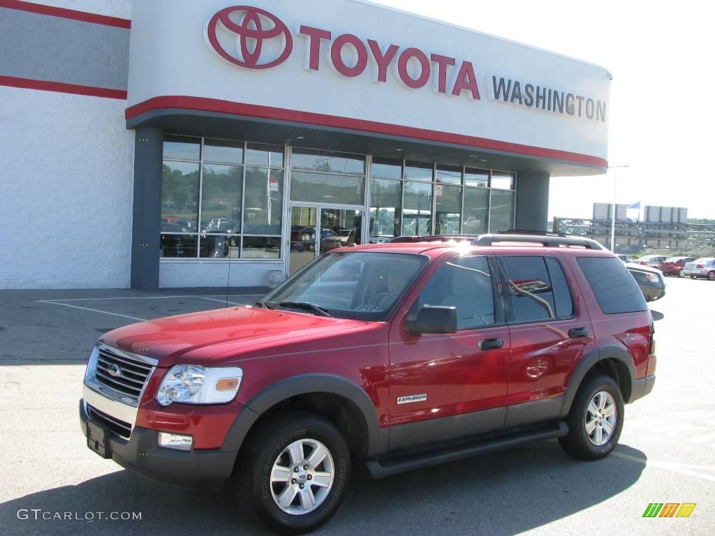 2006 Explorer XLT 4x4 - Redfire Metallic / Camel photo #1