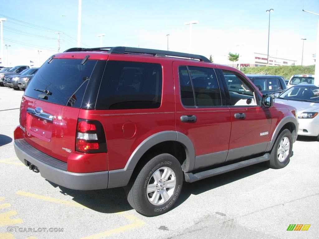 2006 Explorer XLT 4x4 - Redfire Metallic / Camel photo #4