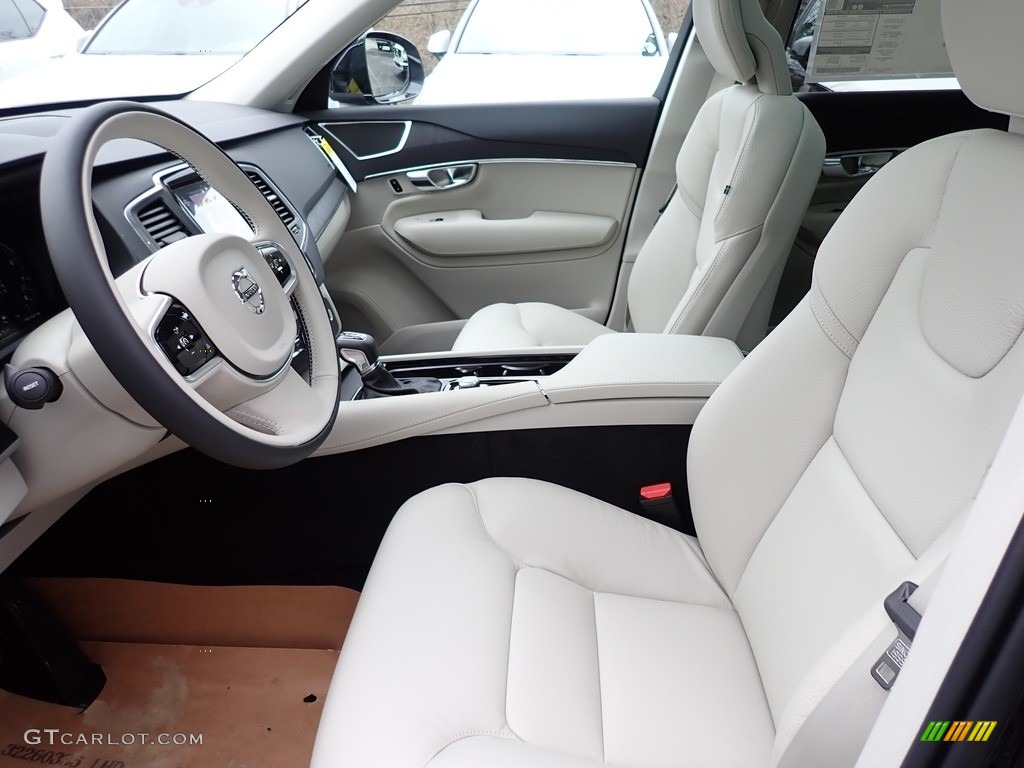 Blond Interior 2020 Volvo XC90 T5 AWD Momentum Photo #137647970