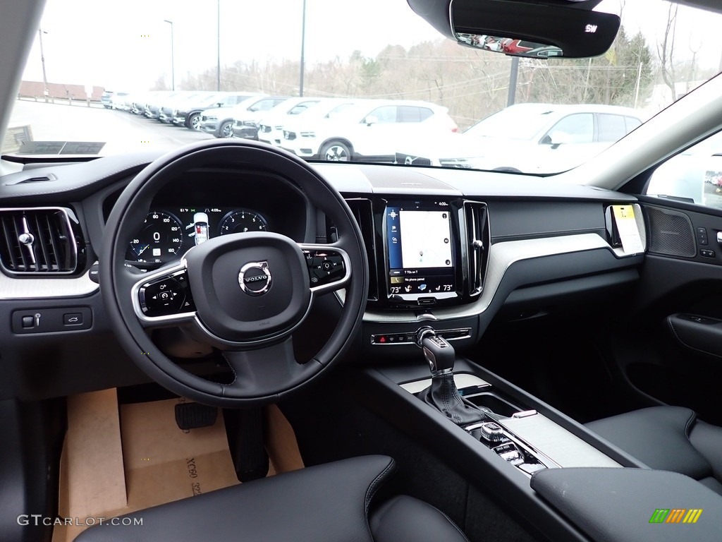 2020 Volvo XC60 T5 AWD Inscription Charcoal Dashboard Photo #137648201