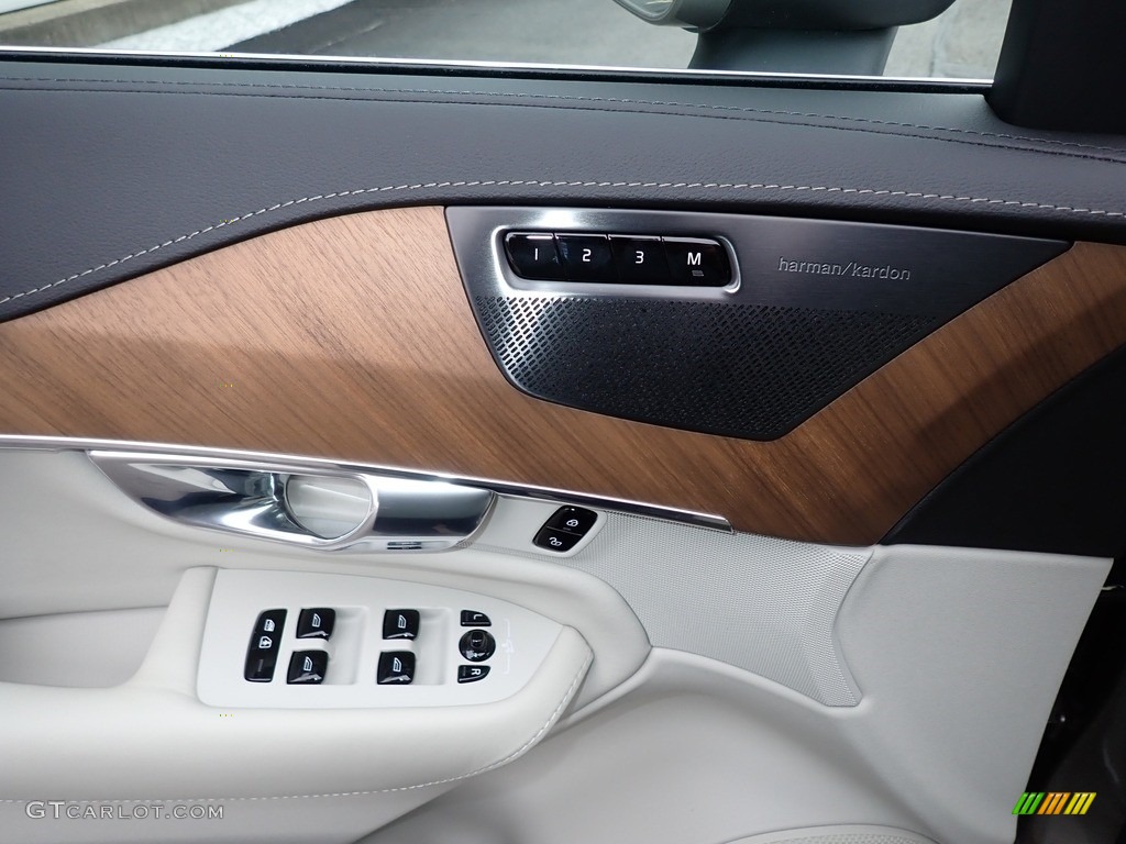 2020 Volvo XC90 T6 AWD Inscription Door Panel Photos