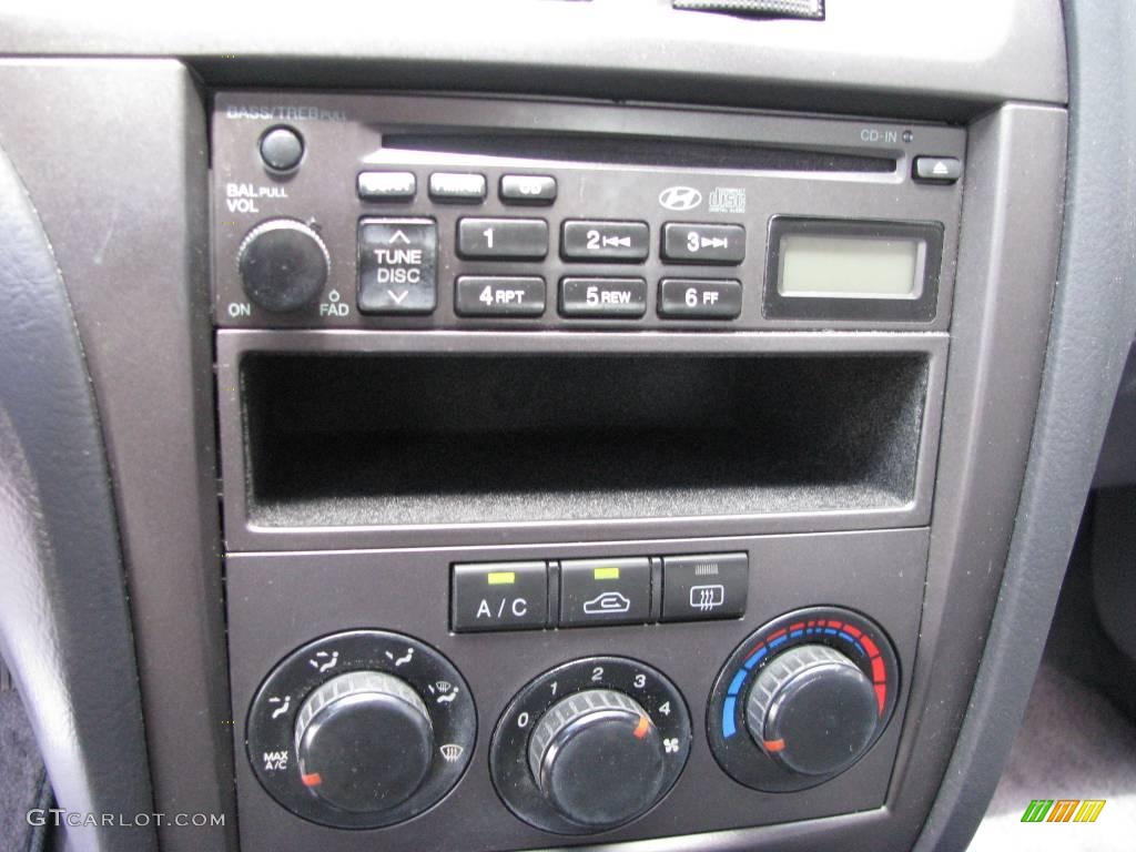 2006 Elantra GLS Sedan - Ebony Black / Gray photo #16