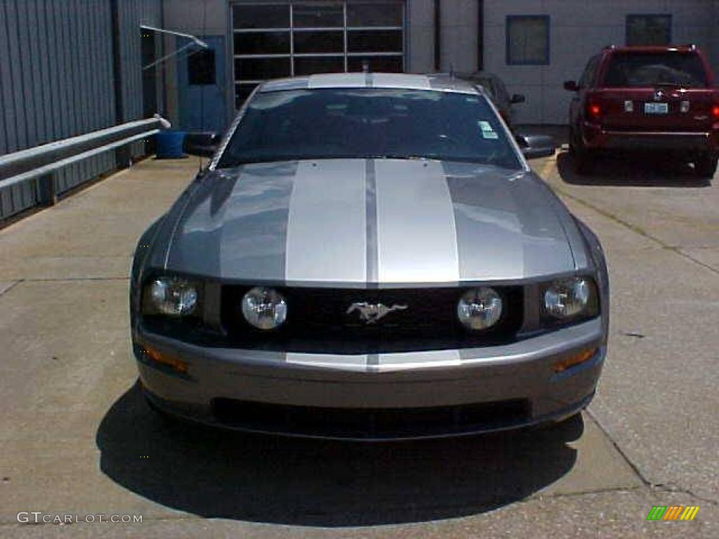 2007 Mustang GT Premium Coupe - Tungsten Grey Metallic / Black/Red photo #3