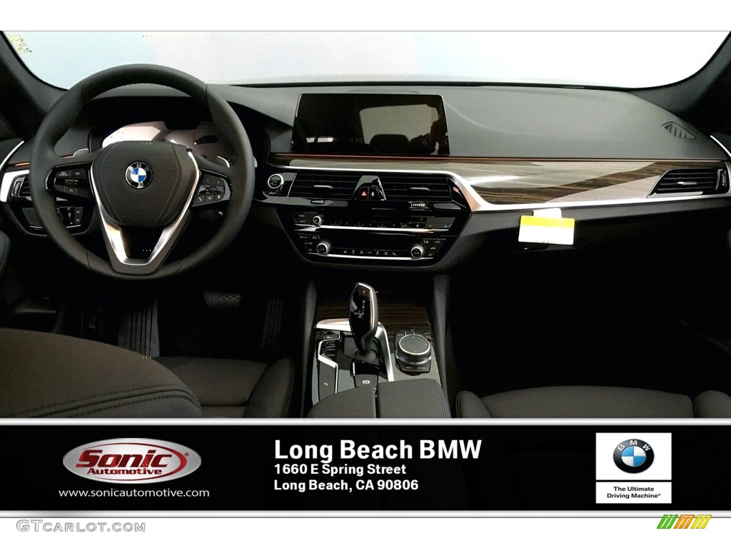 2020 5 Series 530i Sedan - Jet Black / Black photo #5