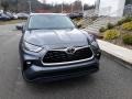 2020 Magnetic Gray Metallic Toyota Highlander XLE AWD  photo #28