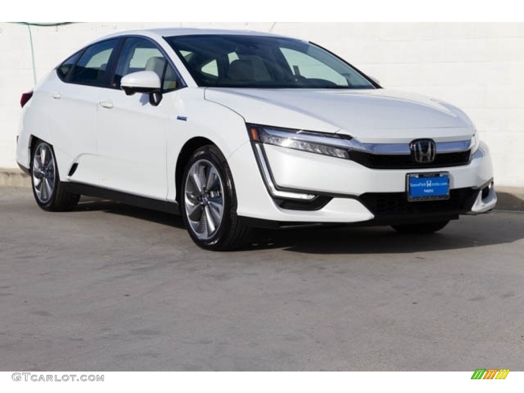 Platinum White Pearl Honda Clarity