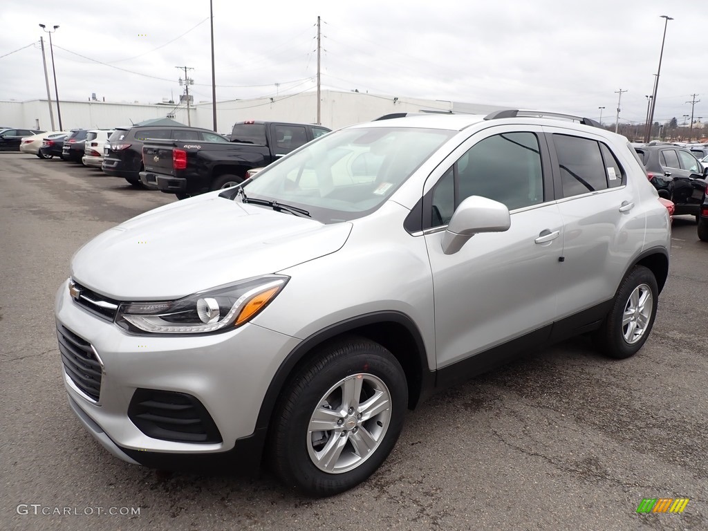 Silver Ice Metallic Chevrolet Trax