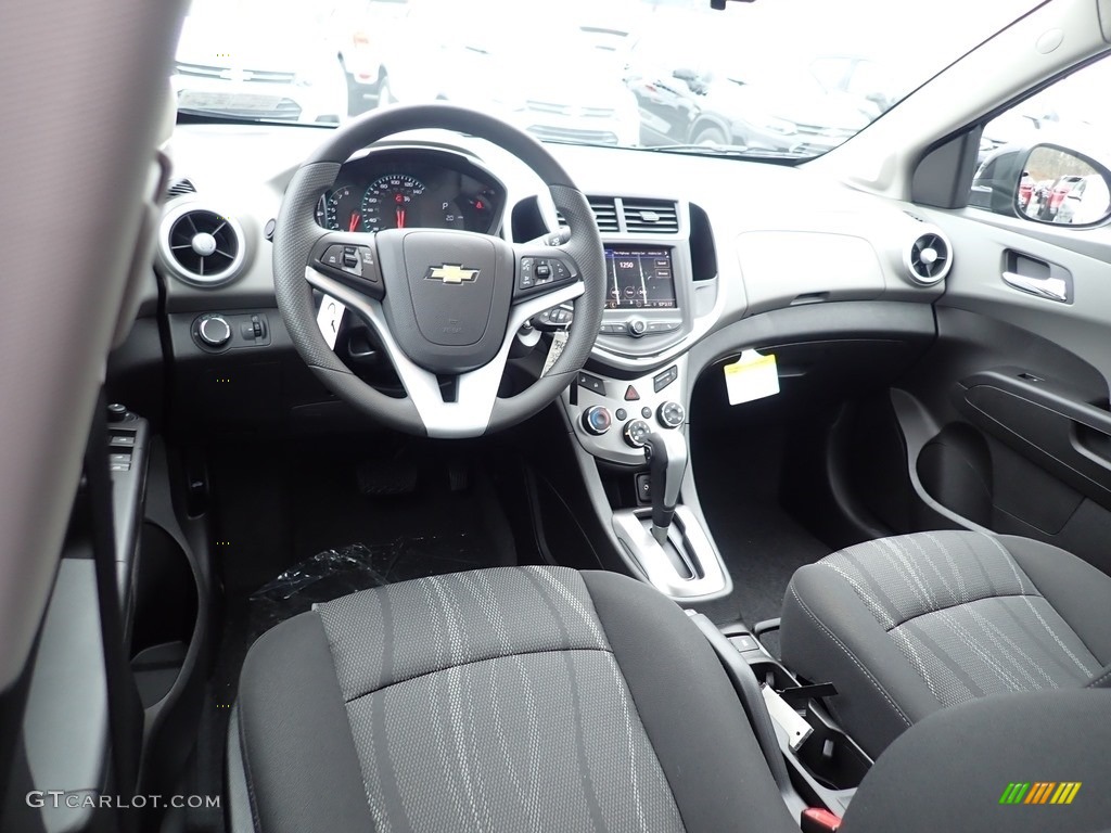 Jet Black/Dark Titanium Interior 2020 Chevrolet Sonic LT Sedan Photo #137659479