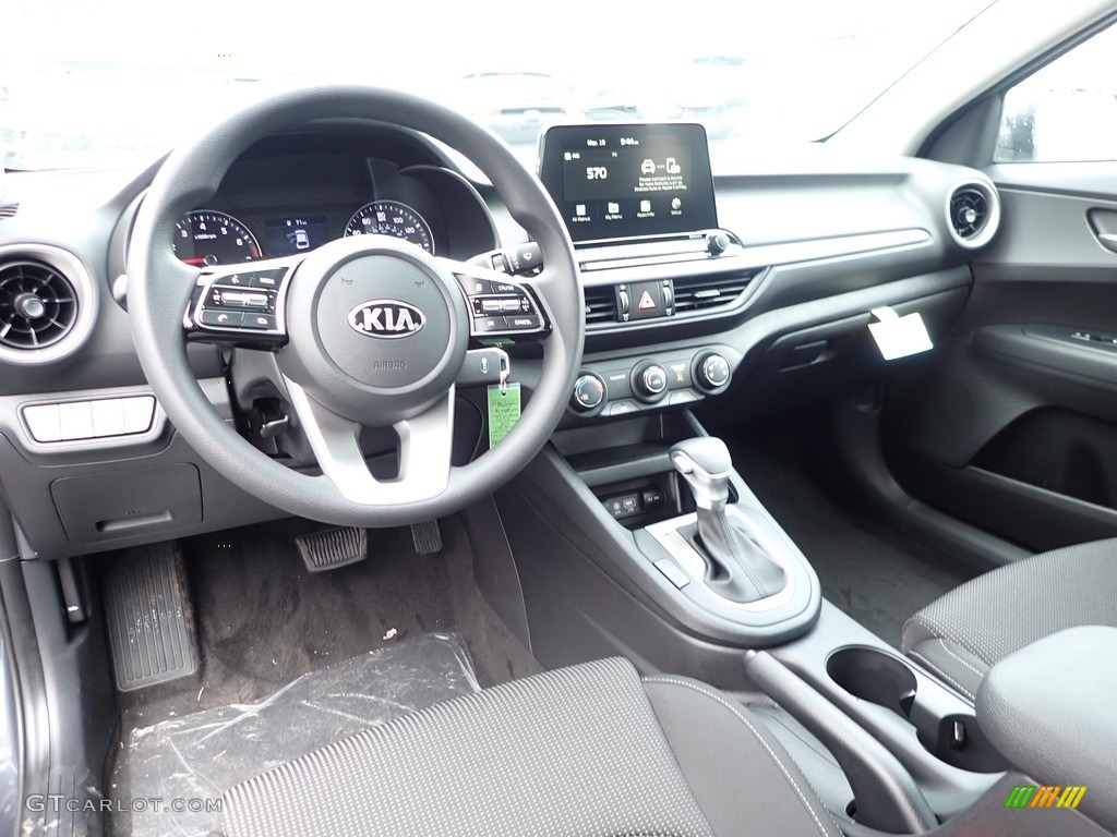 2020 Forte LXS - Gravity Grey / Black photo #15