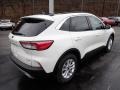 Star White Metallic Tri-Coat - Escape SE 4WD Photo No. 2