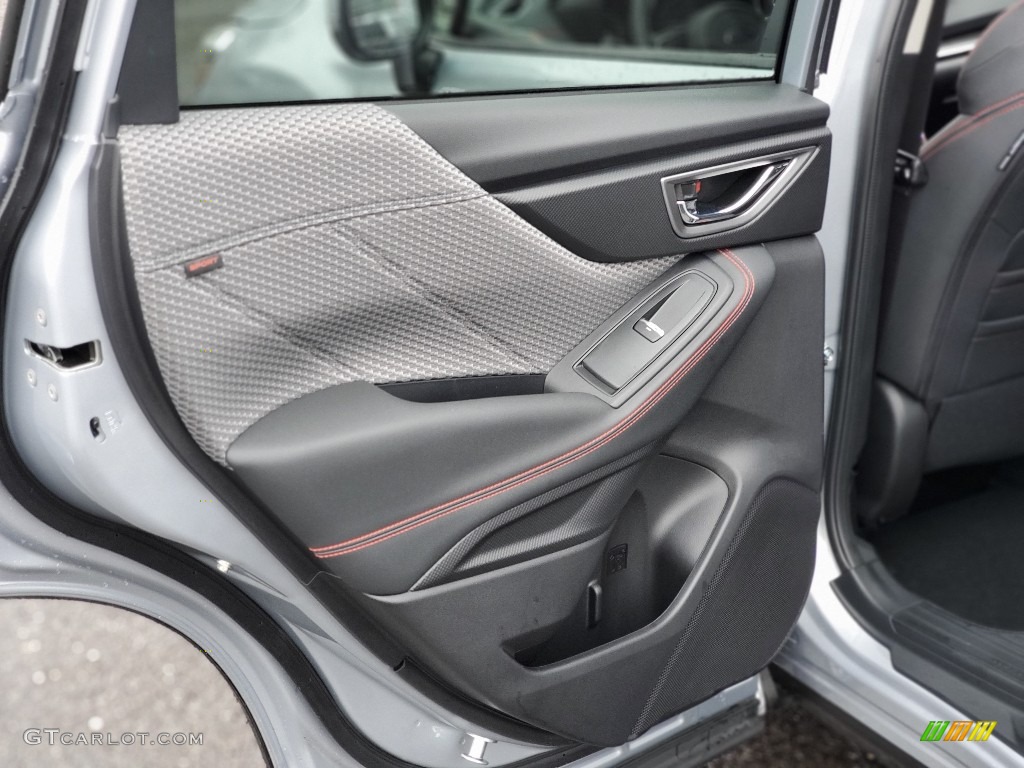 2020 Subaru Forester 2.5i Sport Gray Door Panel Photo #137665902